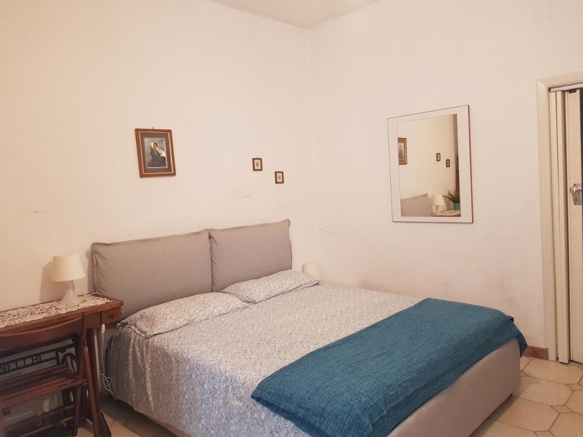 Holiday In Pietra Ligure Exterior foto